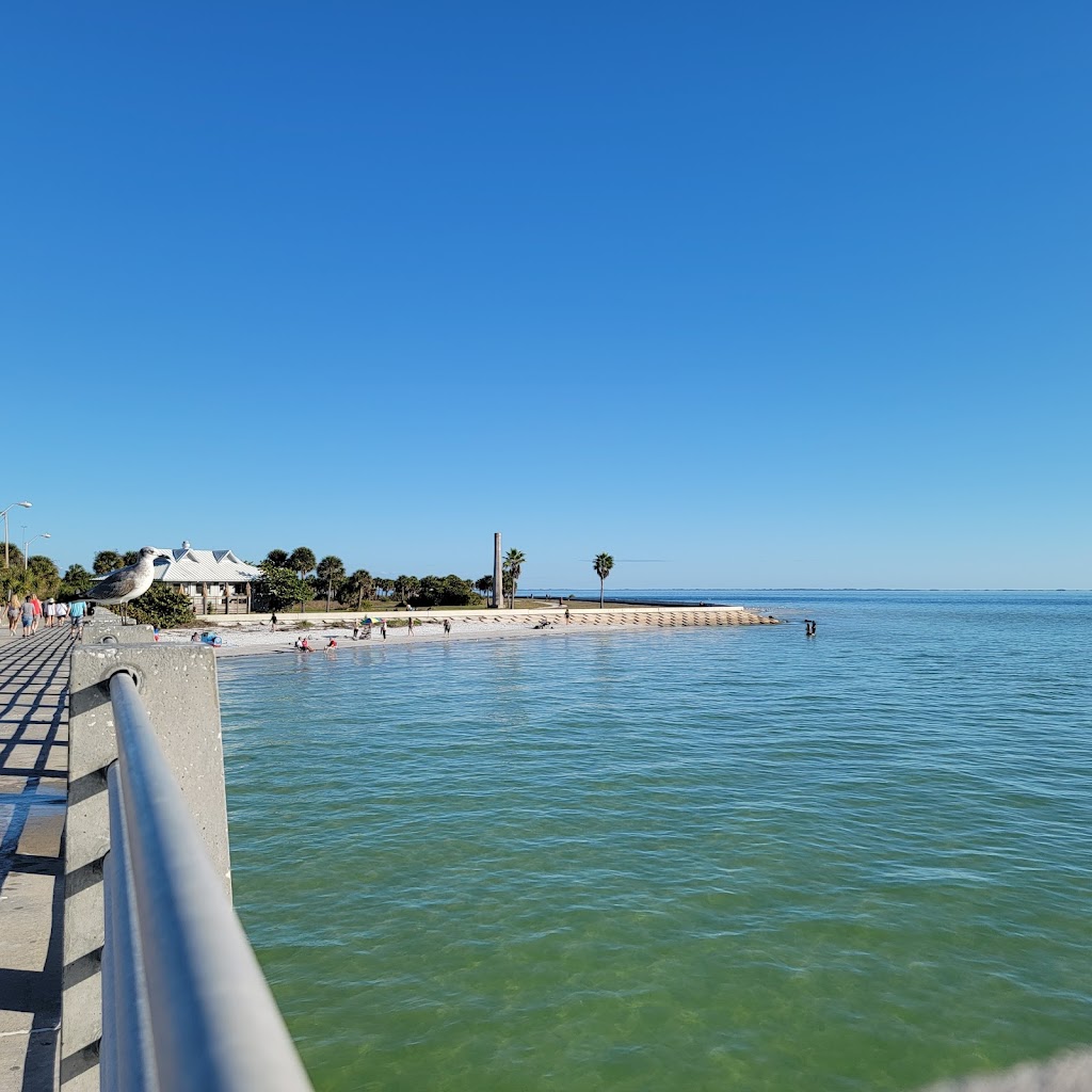 Fort De Soto Dog Park / Beach | St. Petersburg, FL 33715, USA | Phone: (727) 582-2267