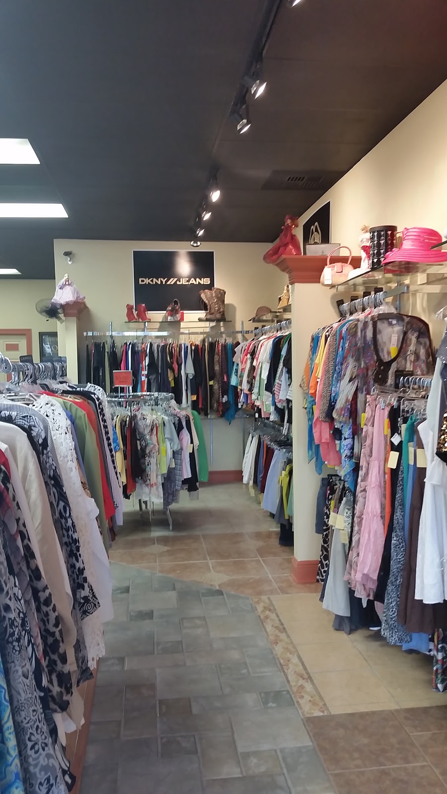 Curiosity Shoppe | 628 Robert Blvd, Slidell, LA 70458, USA | Phone: (985) 288-0900