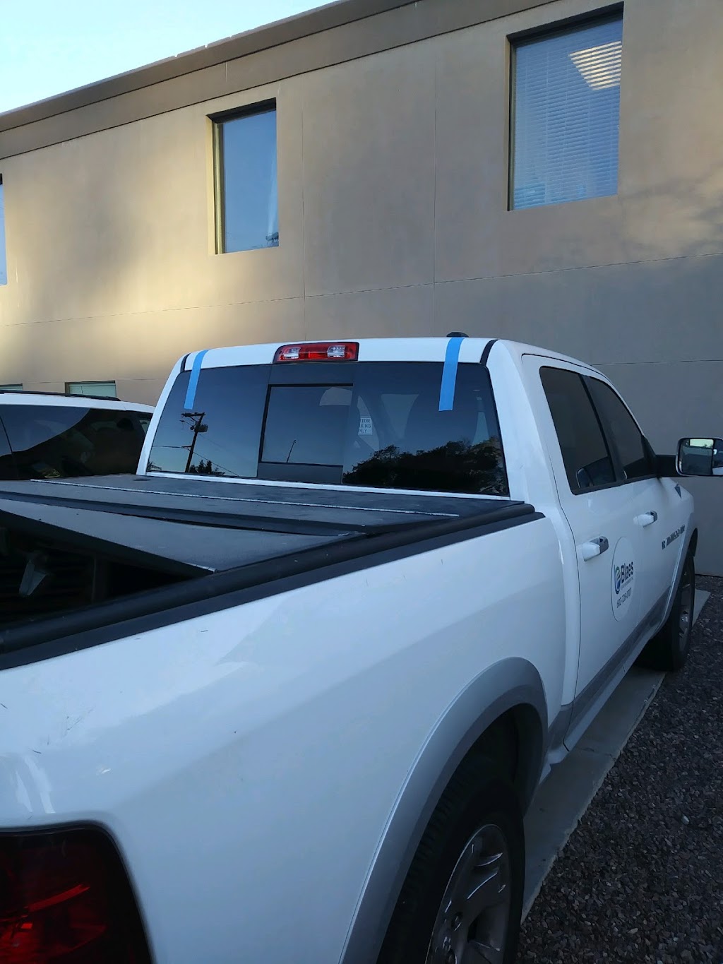 AGD Auto Glass & Tint Co. | 1414 W Bell Rd, Phoenix, AZ 85023, USA | Phone: (602) 456-5343