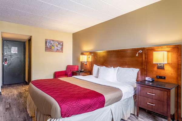 Econo Lodge | 10455 Bennett Rd Building A, Fredonia, NY 14063, USA | Phone: (716) 673-1351