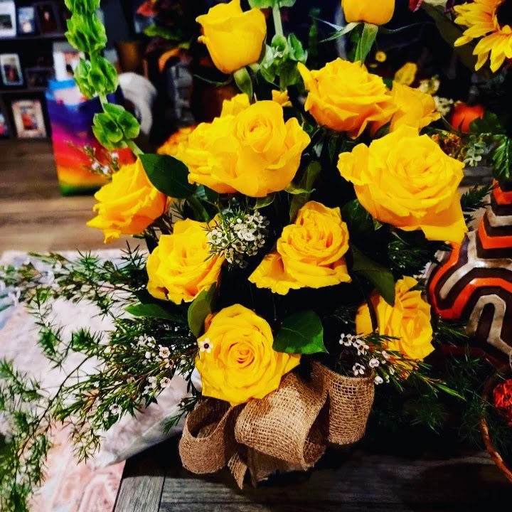 The Rustic Rose Flowers & Gifts | 2223 N Airport Rd, Jasper, AL 35504, USA | Phone: (205) 387-7070