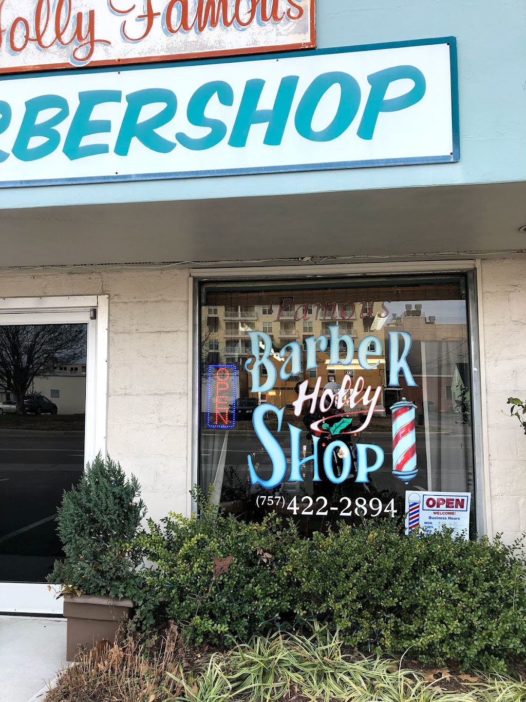 Holly Famous Barber Shop | 3106 Holly Rd, Virginia Beach, VA 23451, USA | Phone: (757) 422-2894