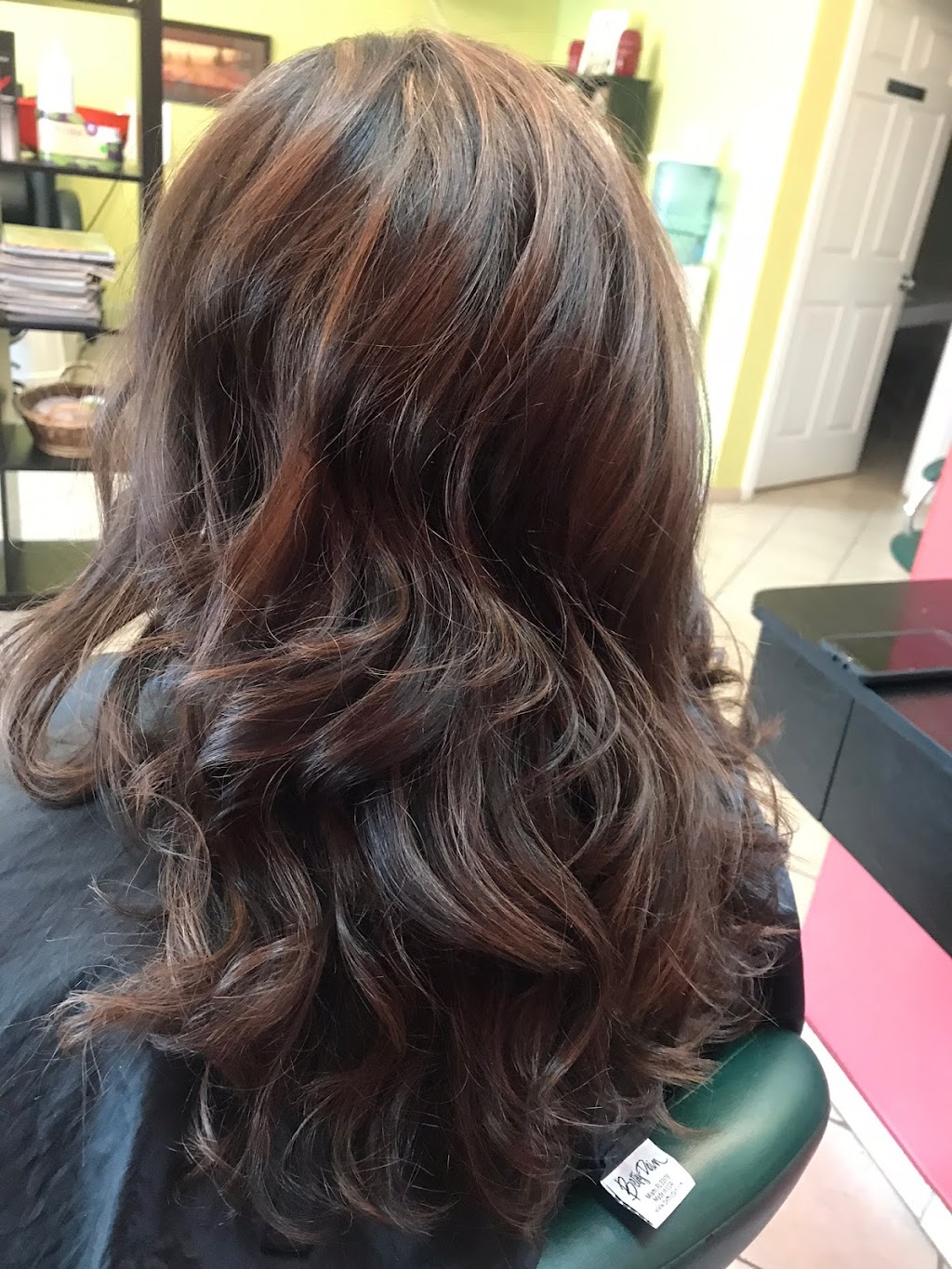 The Hair Loom by Maria Villalpando Vazquez | 41 Main St, Isleton, CA 95641, USA | Phone: (916) 777-5310