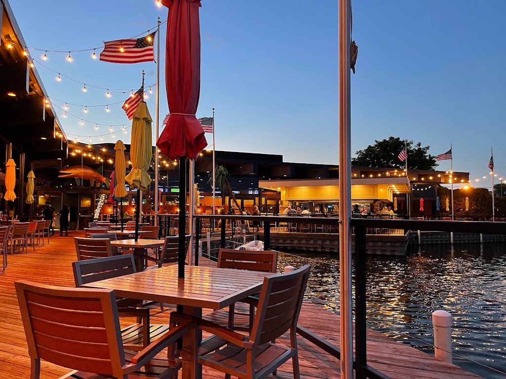 WaterMark Bar and Grille | 24420 Jefferson Ave, St Clair Shores, MI 48080, USA | Phone: (586) 777-3677