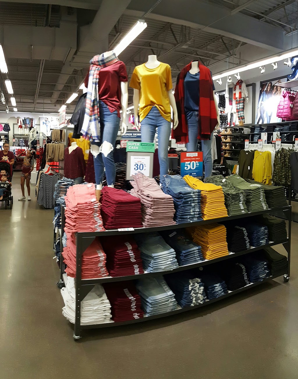 Old Navy Outlet - with Curbside Pickup | 6401 Marana Center Blvd SUITE 309, Tucson, AZ 85742, USA | Phone: (520) 476-3182