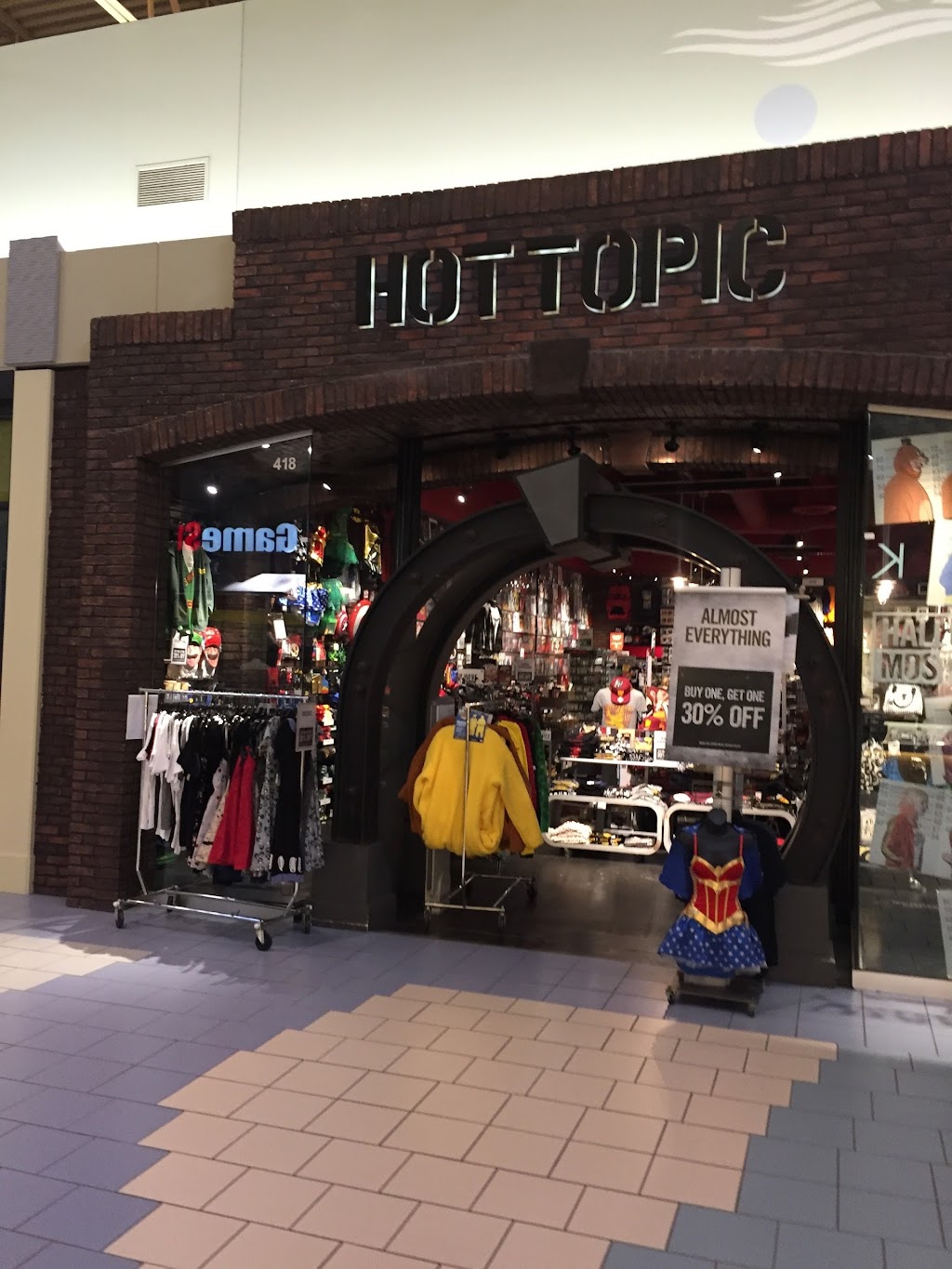 Hot Topic | 590 Pittsburgh Mills Cir RM 418, Tarentum, PA 15084, USA | Phone: (724) 274-4860