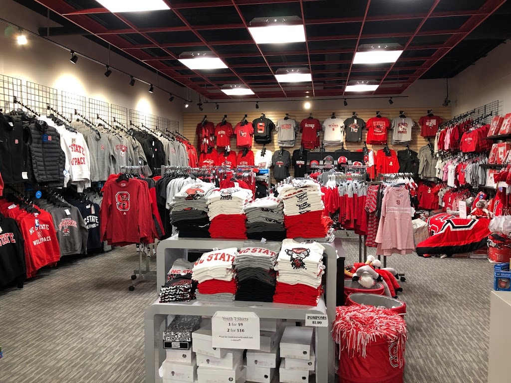 Red and White Shop | 3526 Wade Ave, Raleigh, NC 27607, USA | Phone: (919) 803-3268