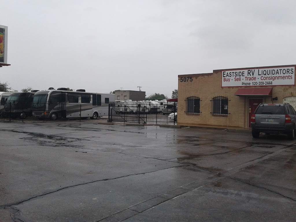 Eastside RV Liquidators | 5075 E 29th St #2, Tucson, AZ 85711, USA | Phone: (520) 209-2444