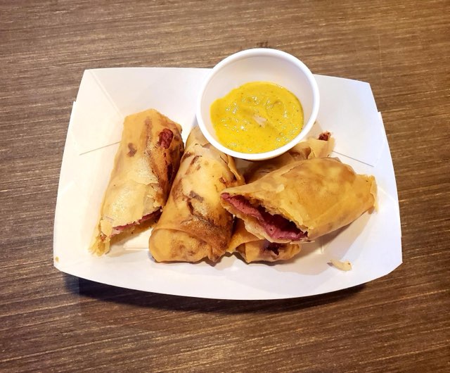 Outlaw Egg Rolls | 7702 F M 179, Wolfforth, TX 79382, USA | Phone: (210) 204-9587