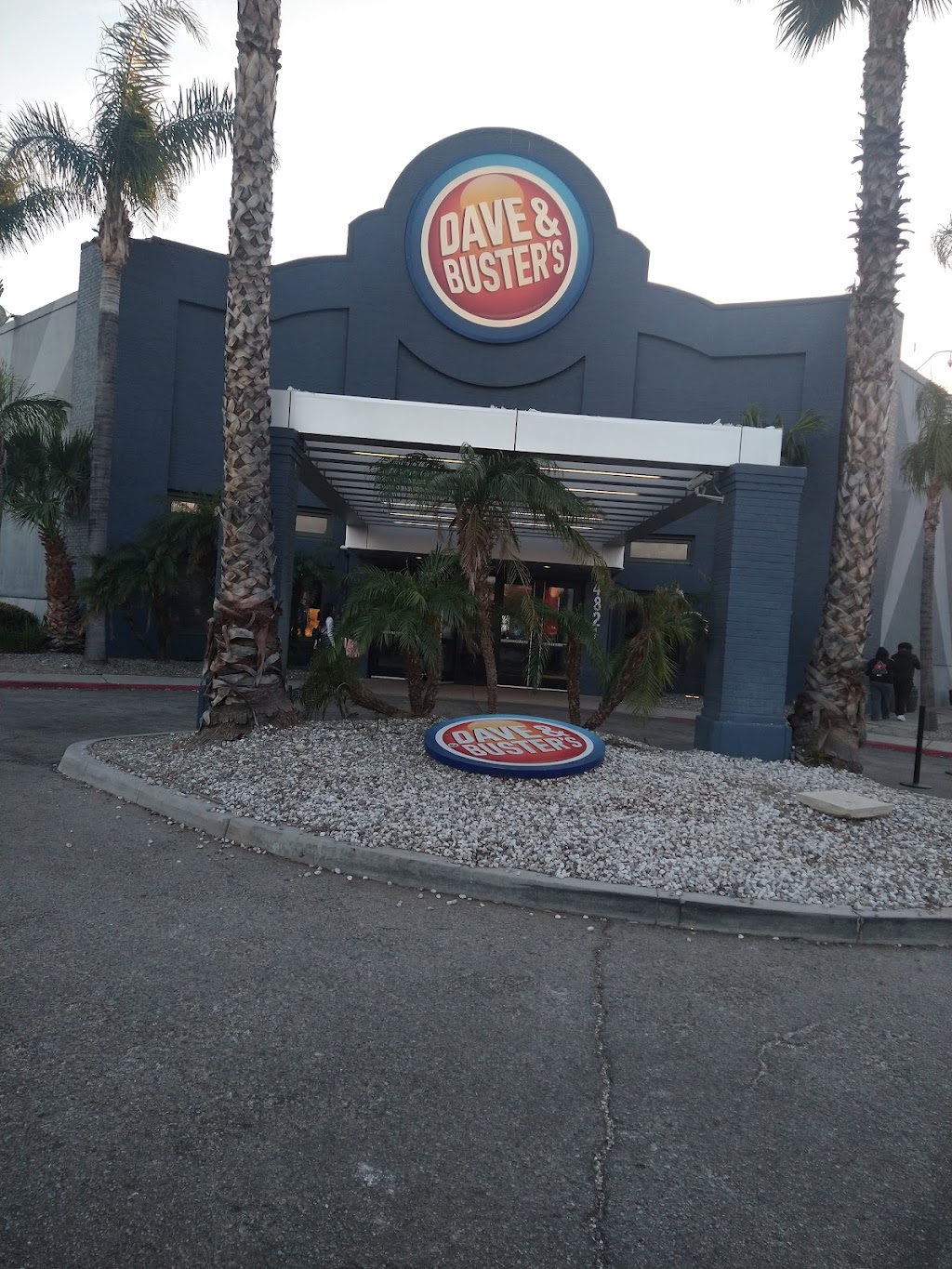 Dave & Busters Ontario | 4821 Mills Cir, Ontario, CA 91764, USA | Phone: (909) 987-1557