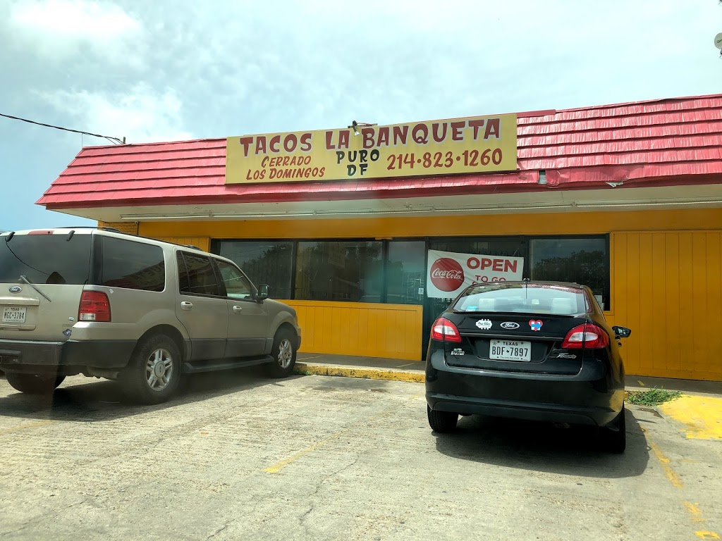 Tacos La Banqueta Puro DF | 1305 N Carroll Ave, Dallas, TX 75204, USA | Phone: (214) 823-1260