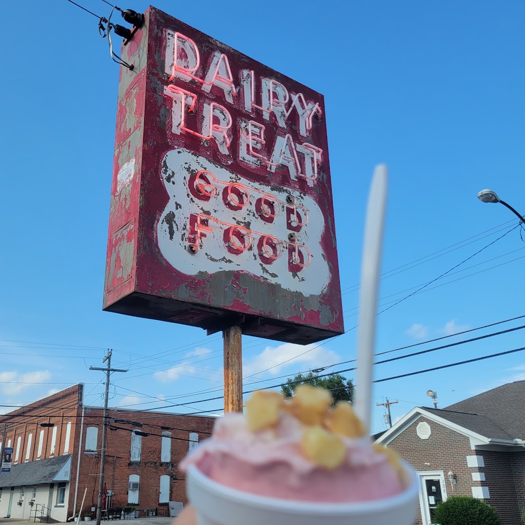 Edon Dairy Treat | 104 S Michigan St, Edon, OH 43518, USA | Phone: (419) 272-2331