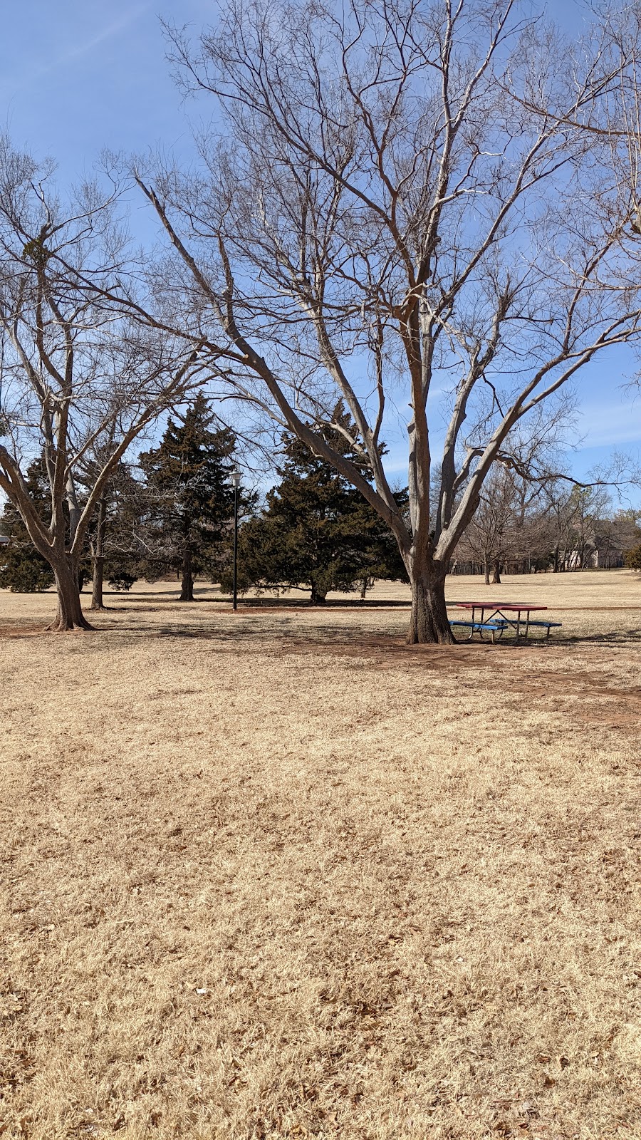 Quail Creek Park | 11102 Quail Creek Rd, Oklahoma City, OK 73120, USA | Phone: (405) 297-3882