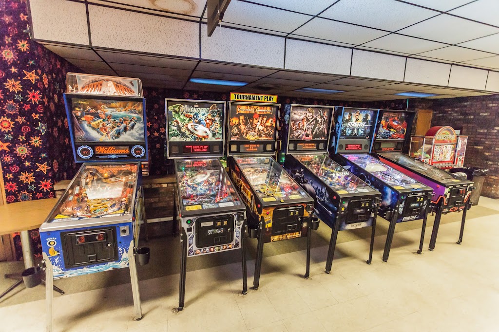 Quonset Lanes | 2004 N Truman Blvd, Crystal City, MO 63019, USA | Phone: (636) 937-2118