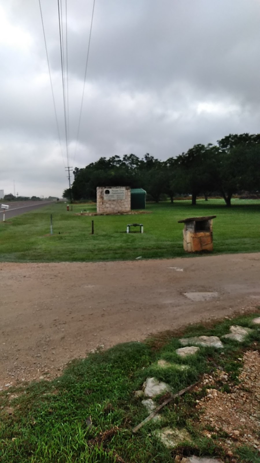 Pecan Tree RV Park | 2920 2nd St, Pleasanton, TX 78064, USA | Phone: (830) 377-7310