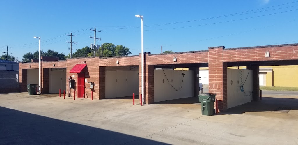 Okmulgee Car Wash and Dog Wash | 414 W 6th St, Okmulgee, OK 74447, USA | Phone: (918) 698-3849