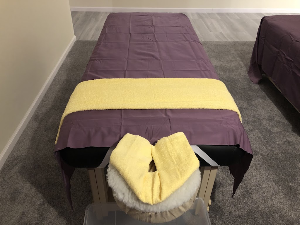 Canton Relax Massage | 7377 N Lilley Rd, Canton, MI 48187, USA | Phone: (734) 789-6688