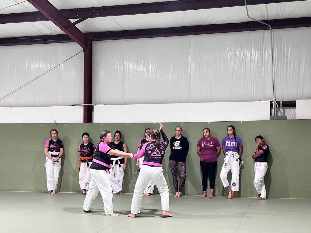 Gracie Jiu-Jitsu Weatherford | 1011 Upper Denton Rd Building 37, Weatherford, TX 76085, USA | Phone: (817) 776-0456