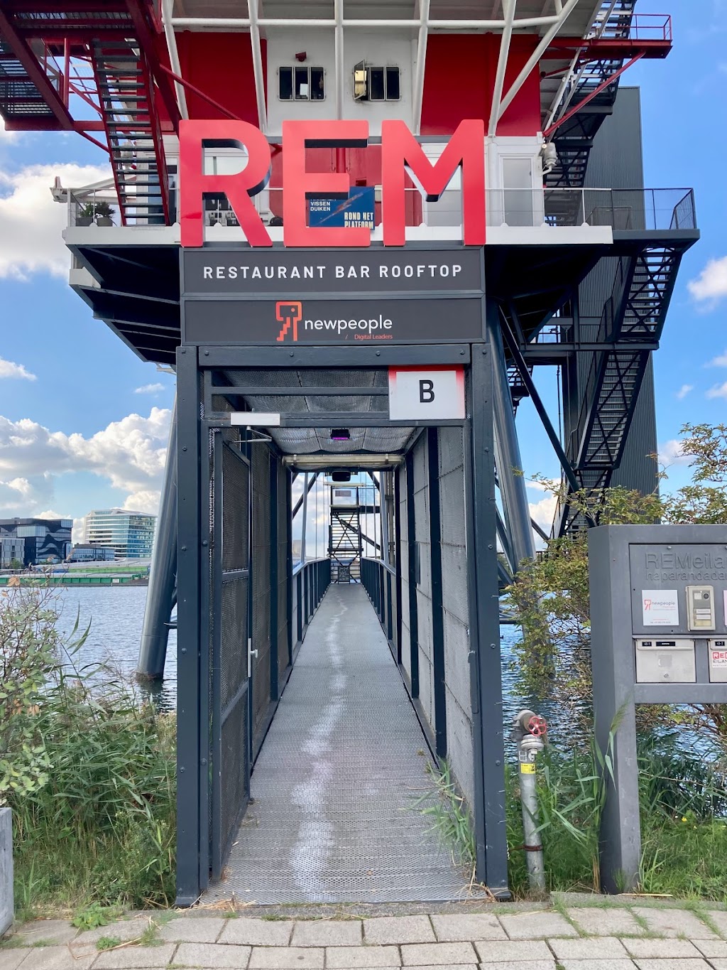REM - Restaurant | Bar | Rooftop | Haparandadam 45-2, 1013 AK Amsterdam, Netherlands | Phone: 020 244 5794