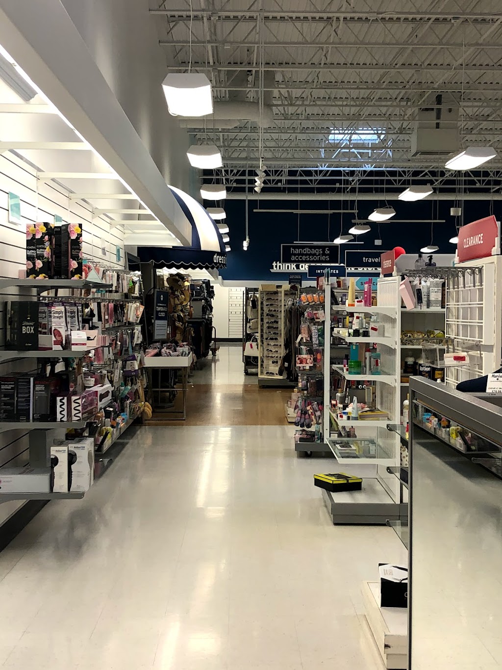 Marshalls | 840 W Paradise Dr, West Bend, WI 53095, USA | Phone: (262) 334-5692