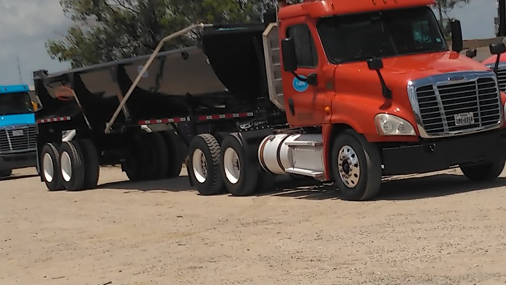 Tahoe Trucking Co | 3207 Leola Dr, Robstown, TX 78380, USA | Phone: (361) 767-1788