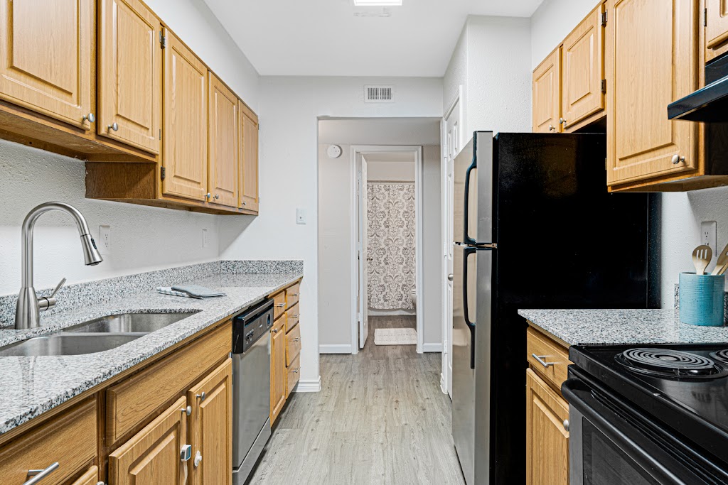 Sandshell at Fossil Creek Apartments | 5701 Sandshell Dr, Fort Worth, TX 76137, USA | Phone: (844) 216-7143