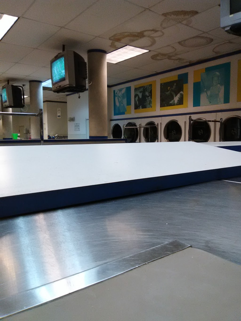 Parsons Super Laundry | 1477 Parsons Ave, Columbus, OH 43207, USA | Phone: (614) 443-2860