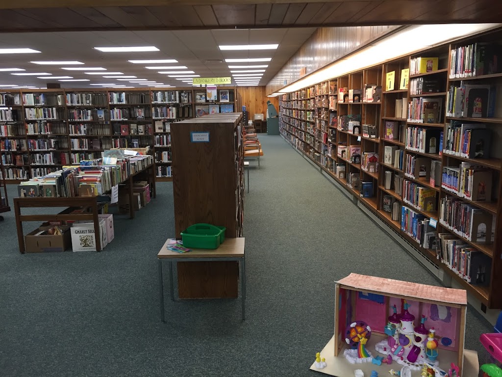 Salamanca Public Library | 155 Wildwood Ave, Salamanca, NY 14779, USA | Phone: (716) 945-1890