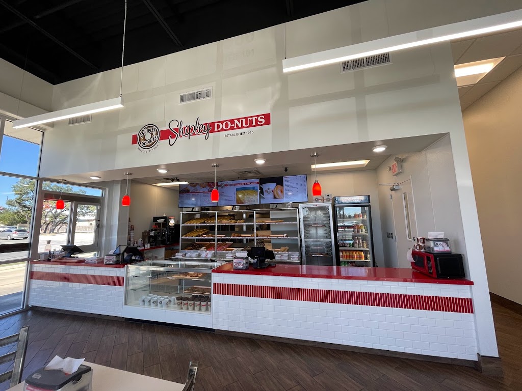 Shipley Do-Nuts | 1560 River Rd, Boerne, TX 78006, USA | Phone: (830) 331-7477