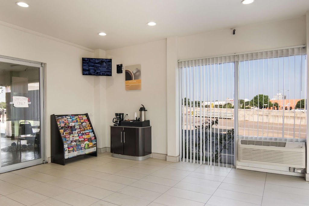 Keck Medicine of USC - USC Hematology Oncology - Irvine | 16105 Sand Canyon Ave Ste 220, Irvine, CA 92618, USA | Phone: (800) 872-2273