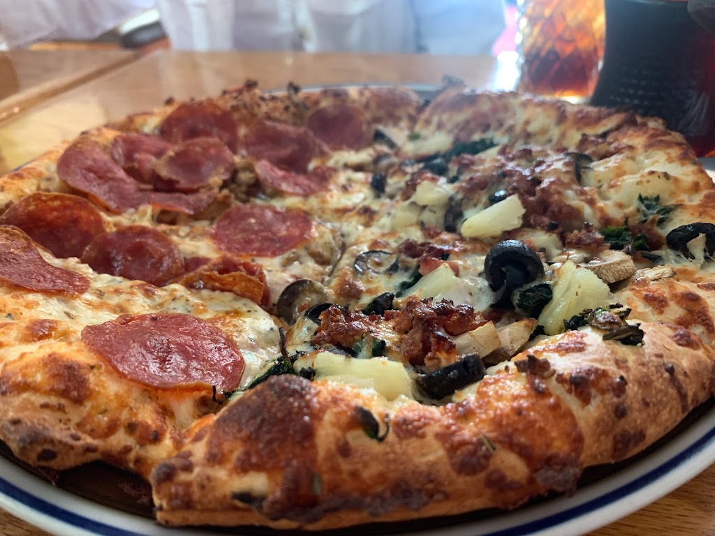 Charlestown Pizza Company | 850 Main St, Charlestown, IN 47111, USA | Phone: (812) 256-2699