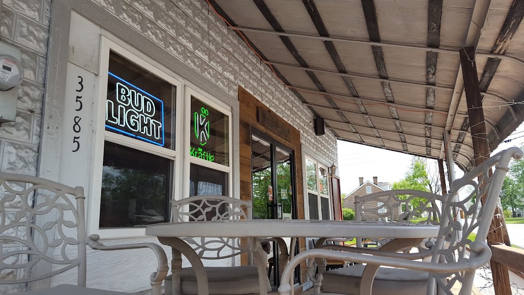 Lizs Bar & Grill | 3585 Mill St, New Melle, MO 63365, USA | Phone: (636) 828-5497