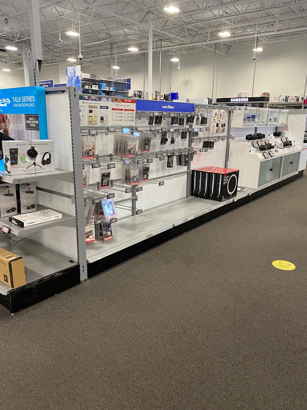 Best Buy | 6810 Charlotte Pike, Nashville, TN 37209, USA | Phone: (615) 353-1184