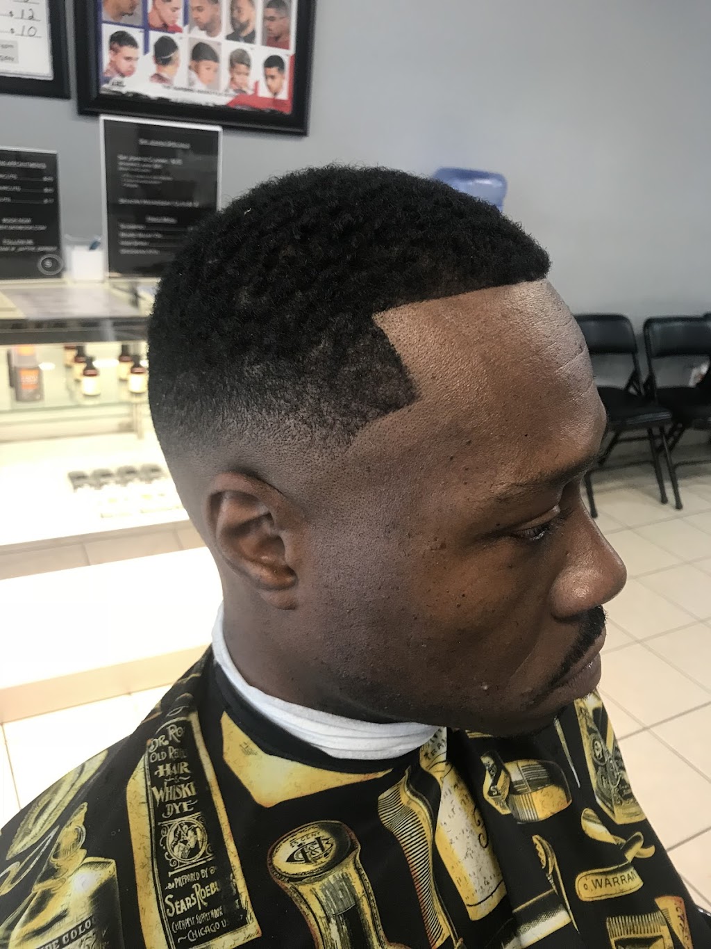 Sir Johns Barbershop & Salon | 16721 Mack Ave, Detroit, MI 48224, USA | Phone: (313) 704-4115