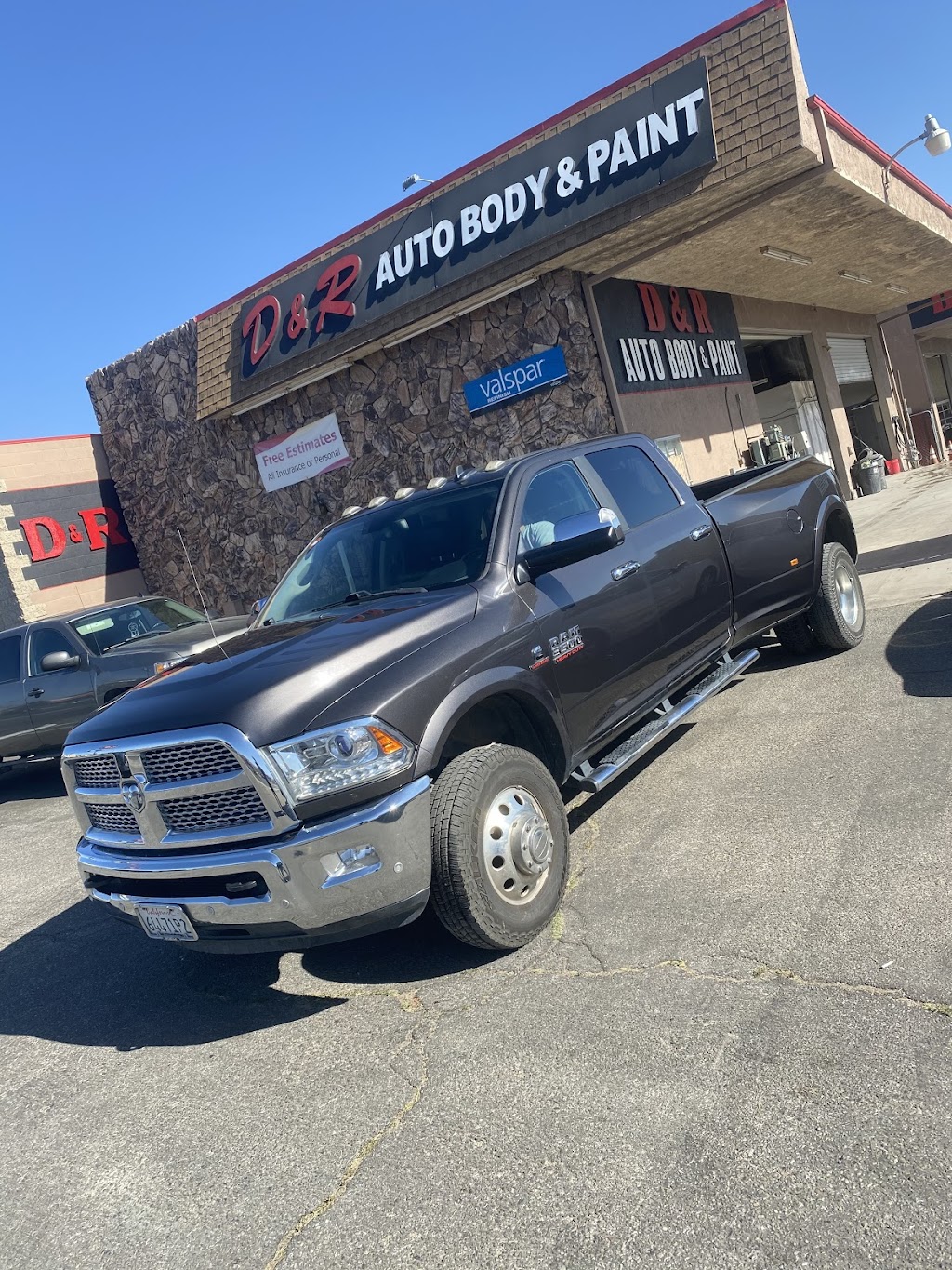 D & R Auto Body And Paint | 16152 Main St, Hesperia, CA 92345, USA | Phone: (760) 998-2401