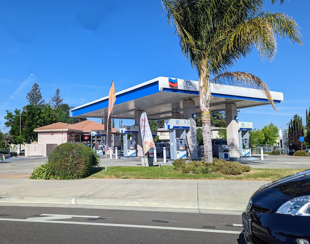 Chevron | 1188 S De Anza Blvd, San Jose, CA 95129, USA | Phone: (408) 973-1891