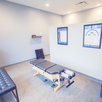 Thrive Chiropractic | 8100 Big Spring Dr Ste 100, Cranberry Twp, PA 16066, USA | Phone: (724) 799-2248