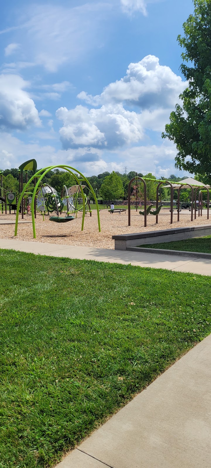 Cliffside Playground and Sprayground -Broad Run Park | 10700 Broad Run Pkwy, Louisville, KY 40291, USA | Phone: (502) 584-0350