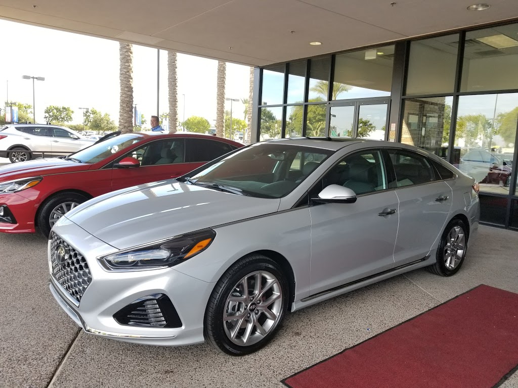 San Tan Ford | 1429 E Motorplex Loop, Gilbert, AZ 85297, USA | Phone: (480) 821-3200