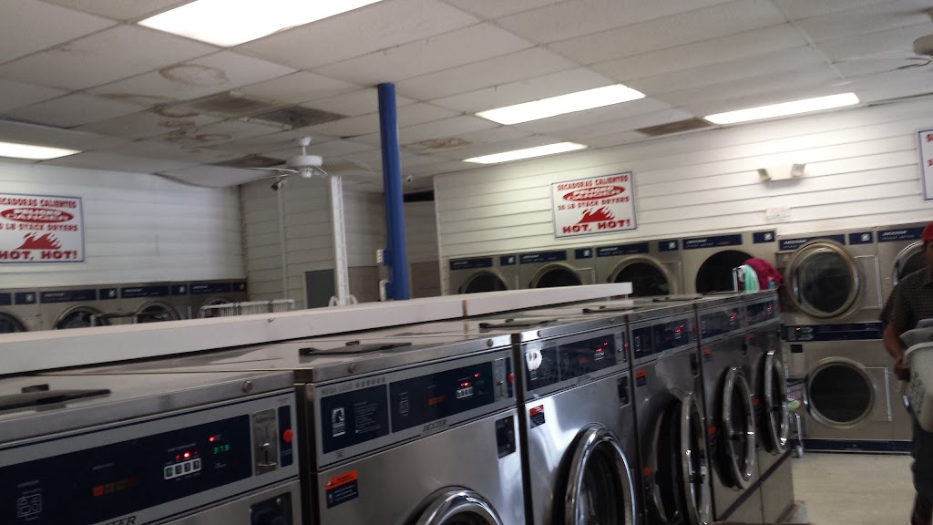 Dover Laundry Mat | 3003 W Reynolds St, Plant City, FL 33563, USA | Phone: (813) 704-5906