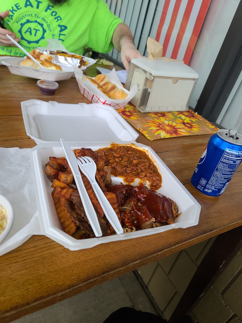 Truk-In BBQ | 100 Washington Ave Sherman Ave, Lincoln, Washington Ave, Vandergrift, PA 15690, USA | Phone: (878) 302-4085