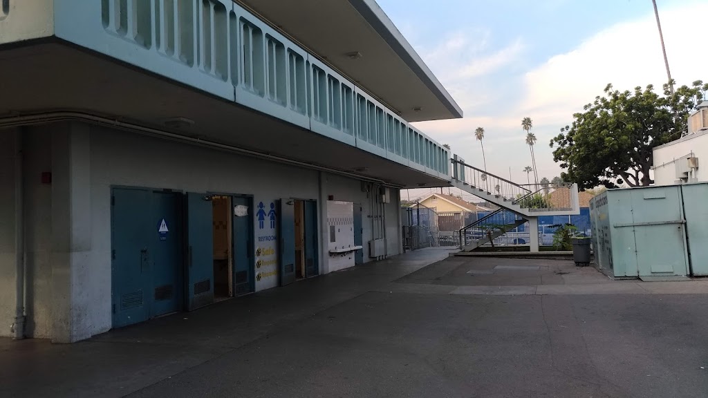 Sixth Avenue Elementary School | 3109 6th Ave, Los Angeles, CA 90018, USA | Phone: (323) 733-9107