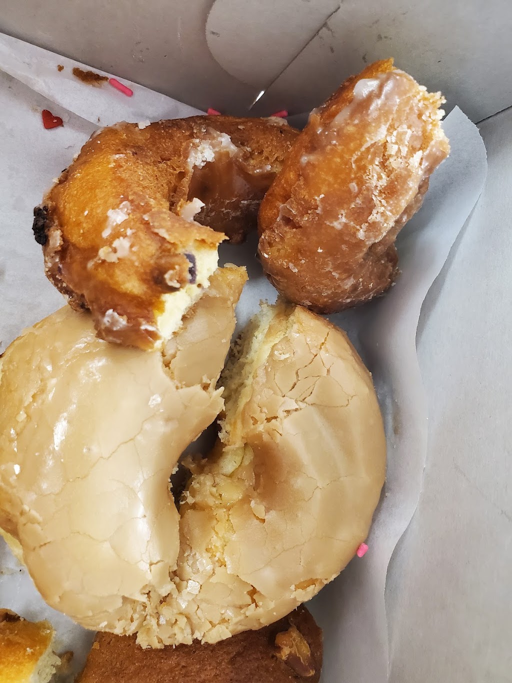 Donut King | 3123 Jefferson Ave, Redwood City, CA 94062, USA | Phone: (650) 369-4996