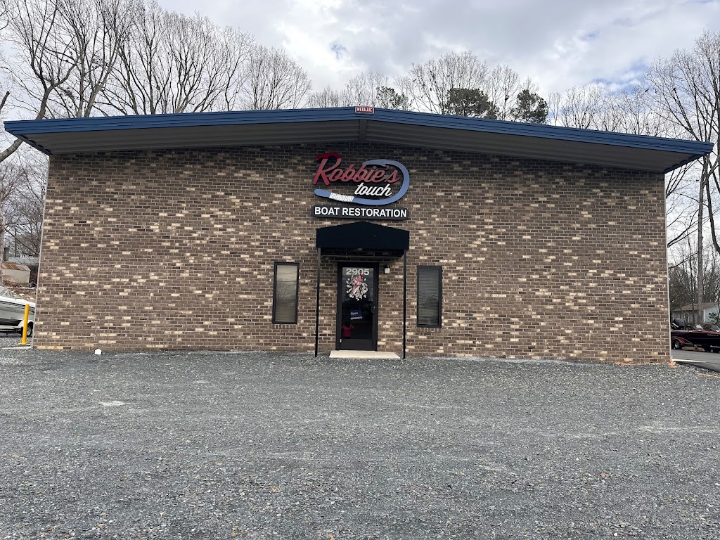 WEYN LLC & Robbies Touch | 2905 HWY 220 Business, Asheboro, NC 27205, USA | Phone: (336) 628-4300