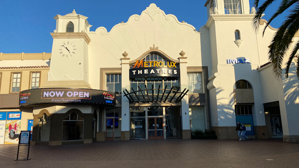 Metropolitan MetroLux Theatres at San Clemente | 101 W Avenida Vista Hermosa Unit 144, San Clemente, CA 92672, USA | Phone: (949) 226-8034