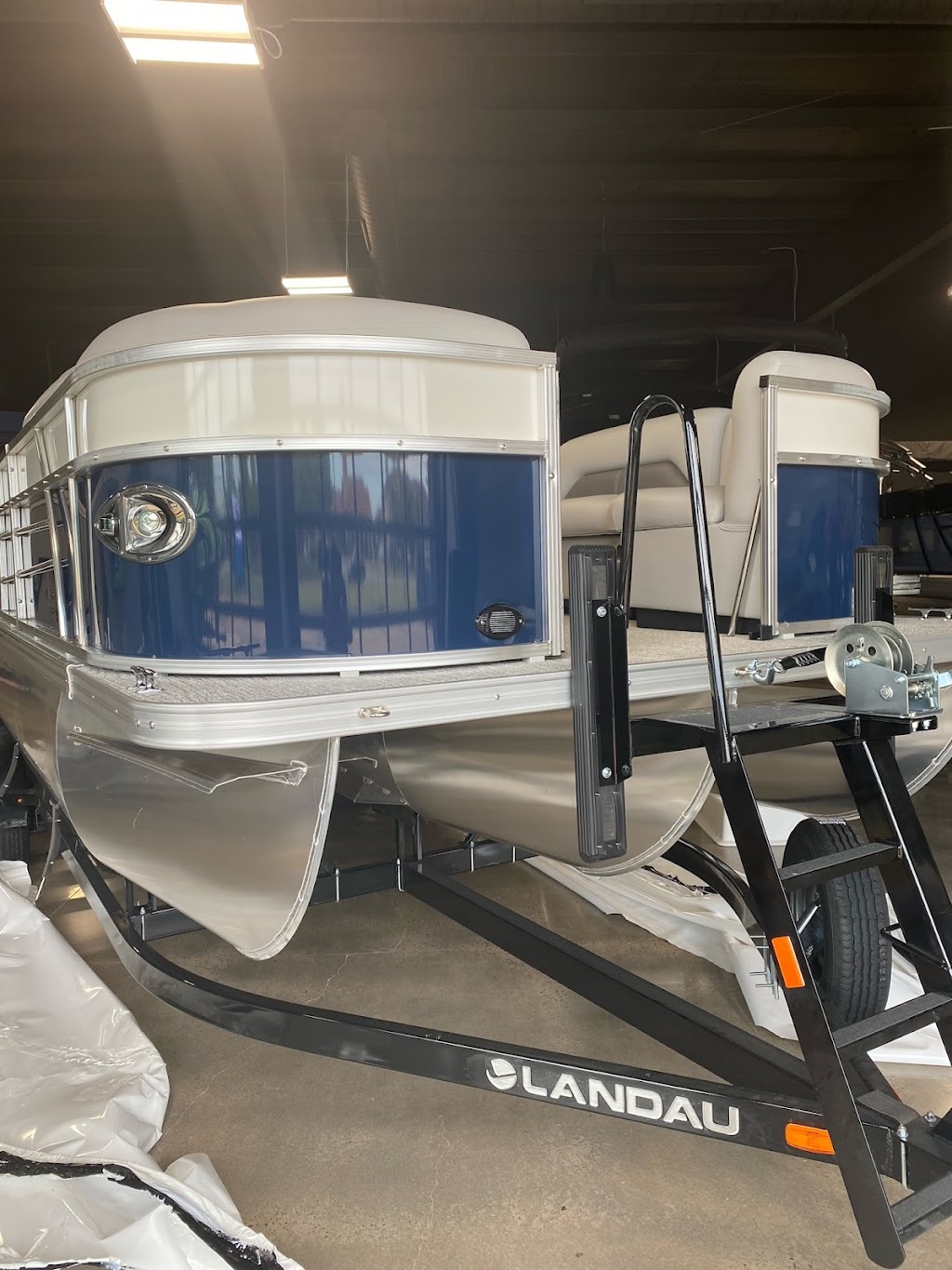 Toons Eufaula Pontoon Boat Sales & Service | 109203 OK-150, Checotah, OK 74426, USA | Phone: (918) 473-5055