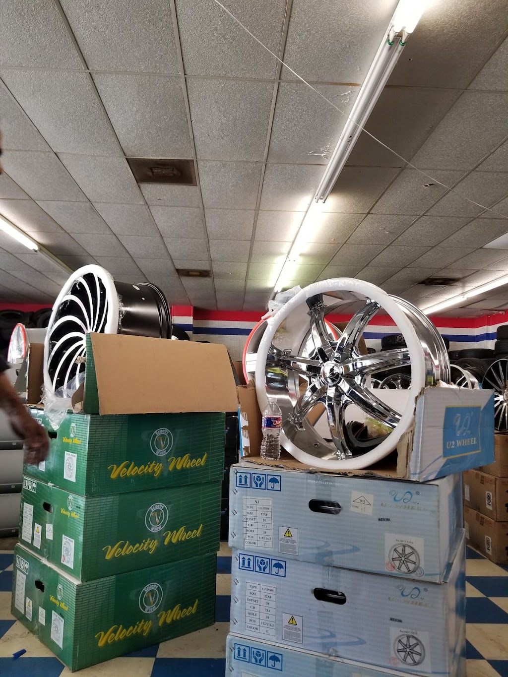 Tiger Tire Shop#1INC | 4415 Plank Rd, Baton Rouge, LA 70805, USA | Phone: (313) 718-0051