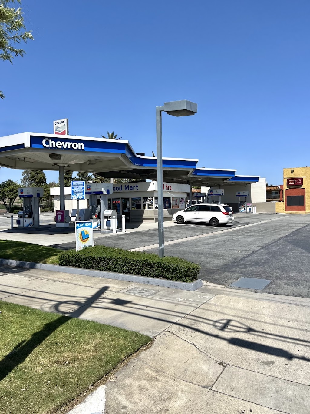 Chevron | 2431 S Euclid Ave, Ontario, CA 91762, USA | Phone: (909) 986-5919