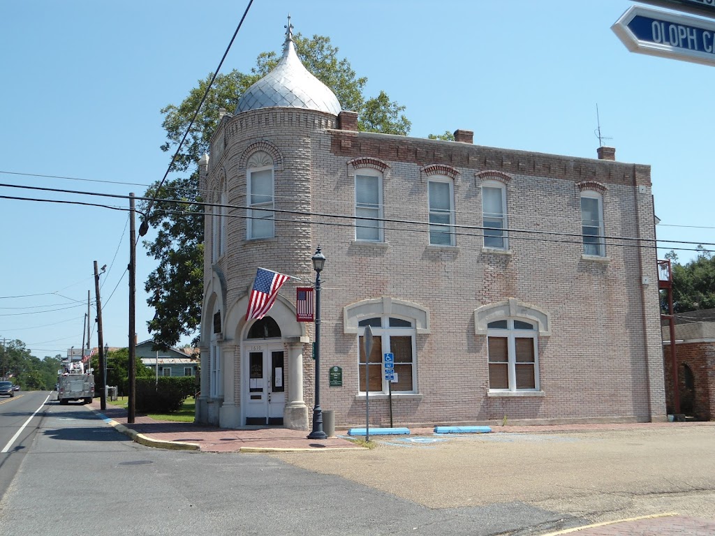 Jackson Town Hall | 1610 Charter St, Jackson, LA 70748, USA | Phone: (225) 634-2637