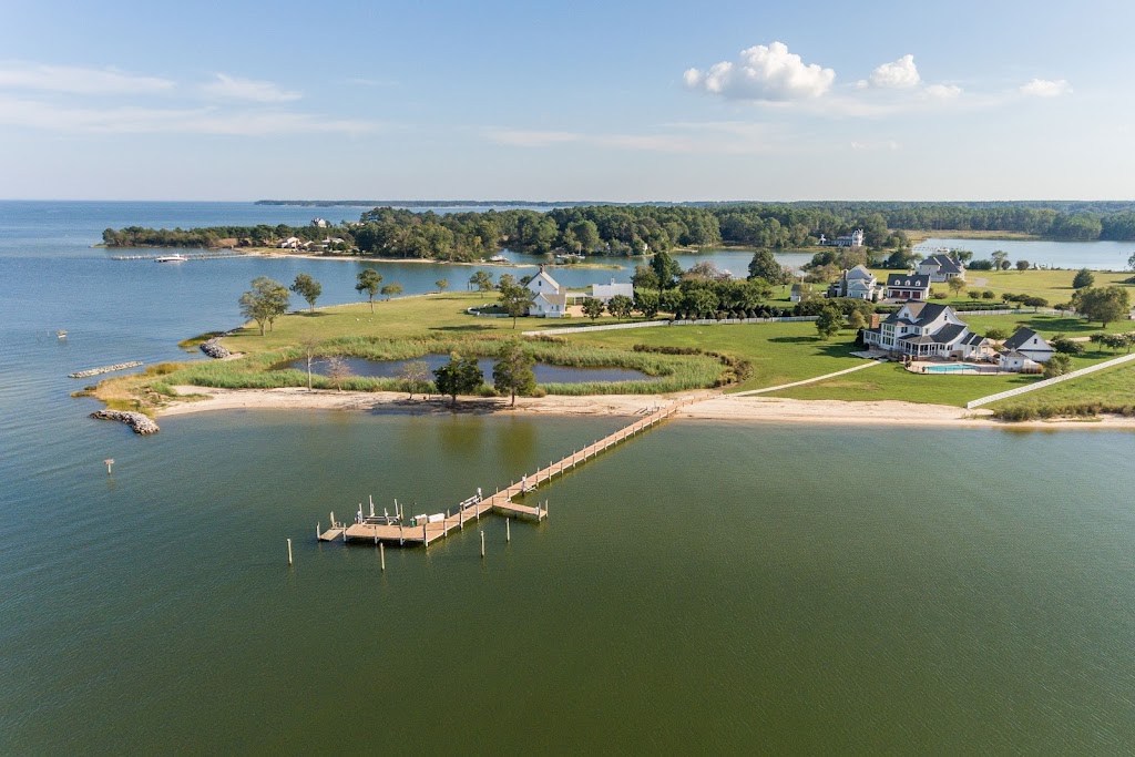 Isabell K Horsley Real Estate | 17229 General Puller Hwy, Deltaville, VA 23043, USA | Phone: (804) 776-9297